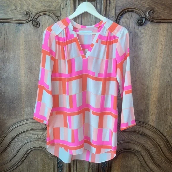 100 % silk blouse bright coral color excellent high low hem 3/4 length sleeve - Picture 10 of 10